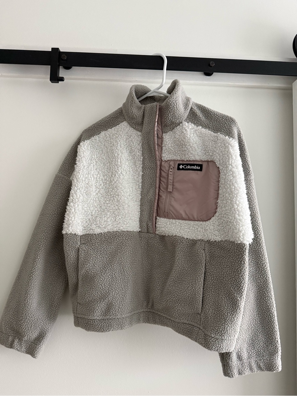 Columbia Taupe, White & Mauve Sherpa Pullover Jacket